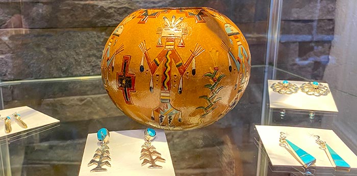https://www.navajoblue.com/wp-content/uploads/2025/08/Navajo-Blue-Art-Crafts-2.jpg